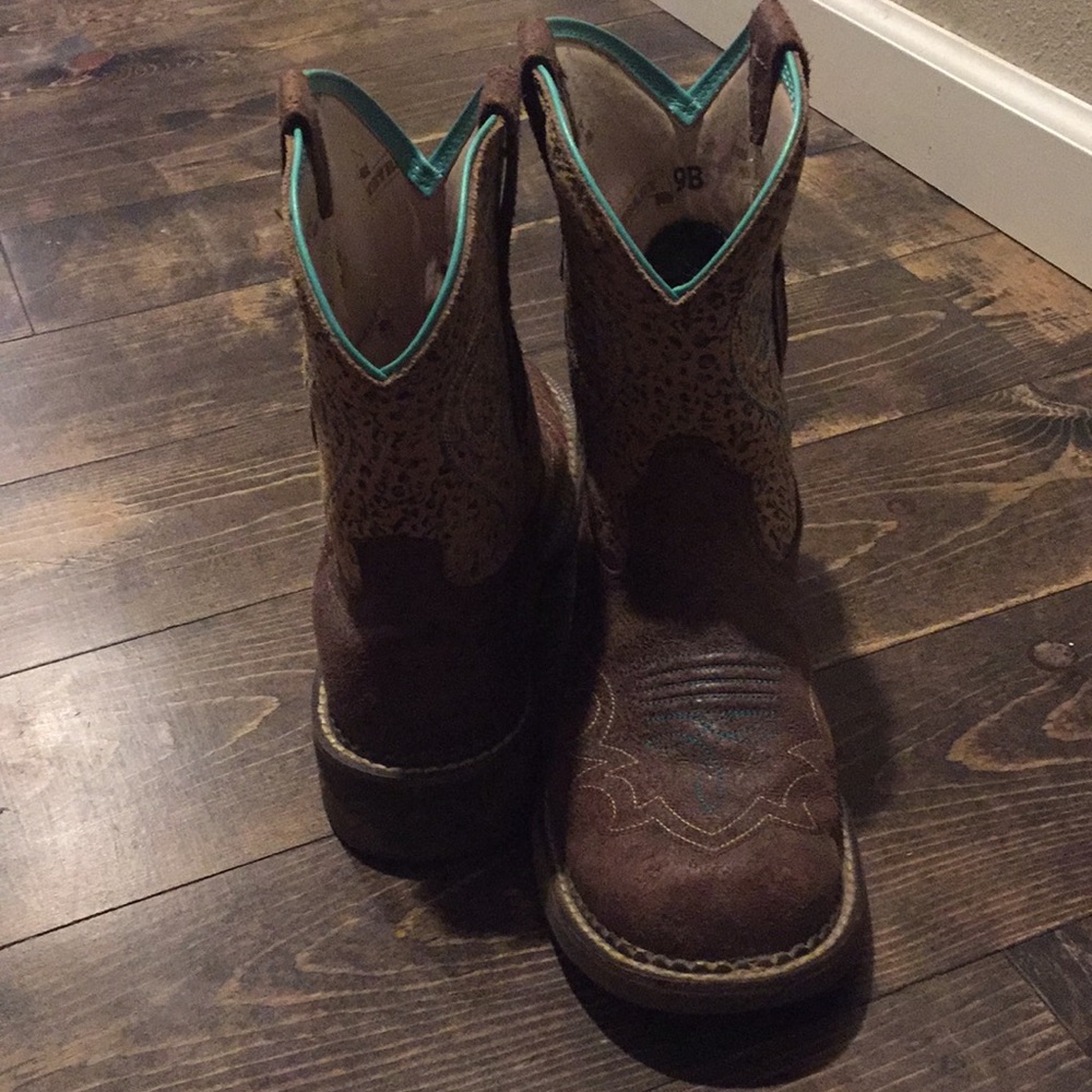Ariat Fatbaby boots.